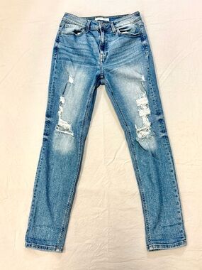 Willow & Root Mom Fit Distressed Jeans sz28 High Rise light wash stretch denim.